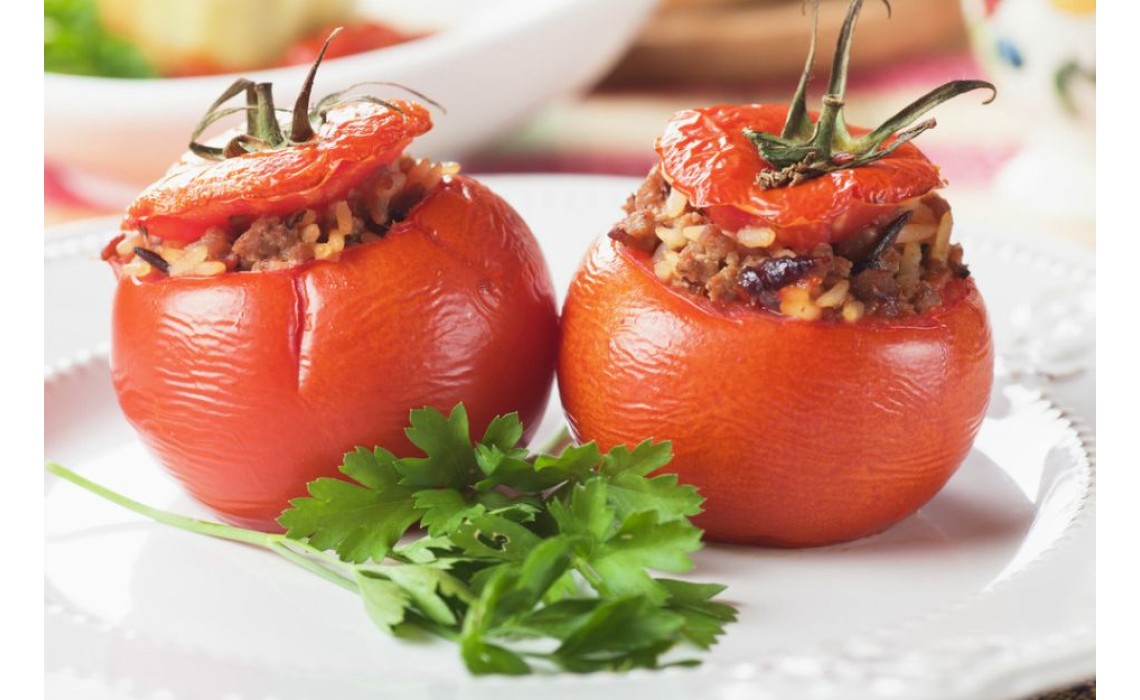 Proteinli Domates Dolması Proteinli Domates Dolması